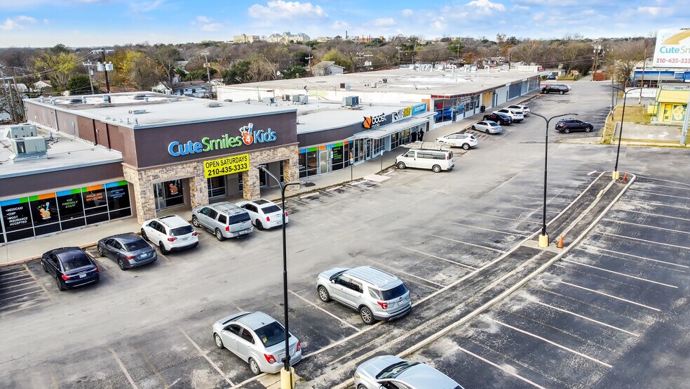 More Photos Of 813-853 Bandera Rd, San Antonio Unknown For Lease