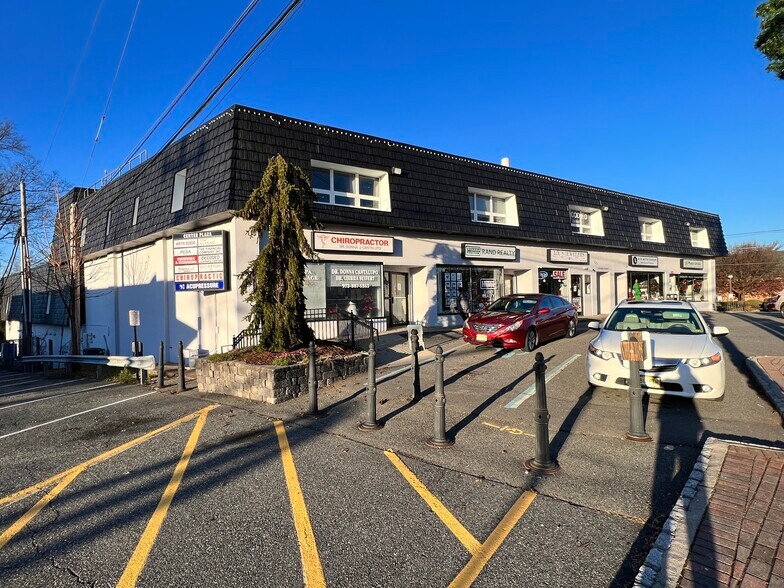 More Photos Of 458-466 Ridgedale Ave, East Hanover Unknown For Lease