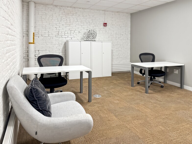 More Photos Of 413-435 W 14th St, New York Coworking Space