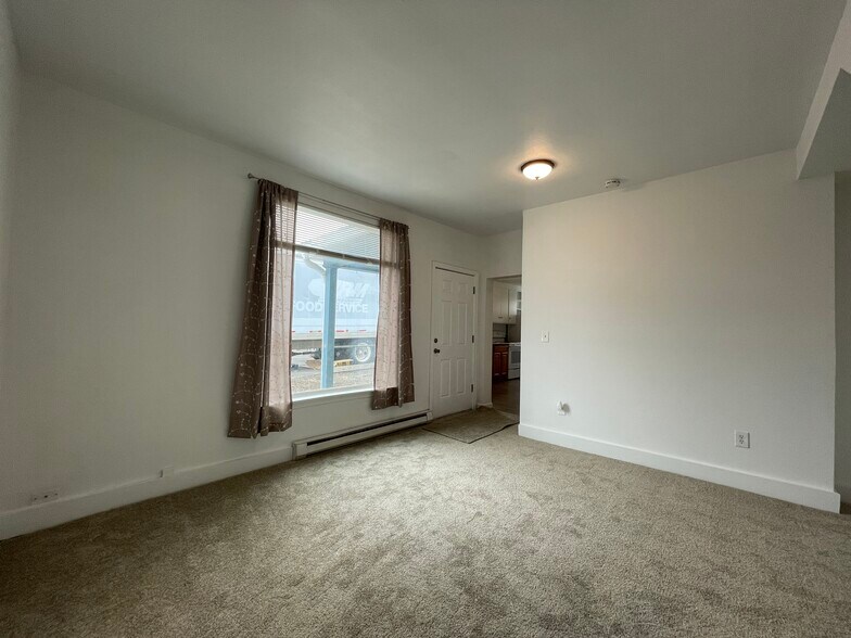 More Photos Of 3018 E Olympic Ave, Spokane Apartments For Sale