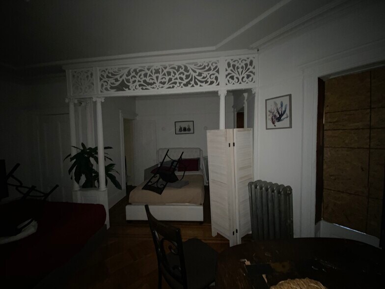 More Photos Of 963 Bergen St, Brooklyn Apartments For Sale