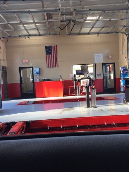 More Photos Of 32120 Clinton Keith Rd, Wildomar Auto Repair For Lease