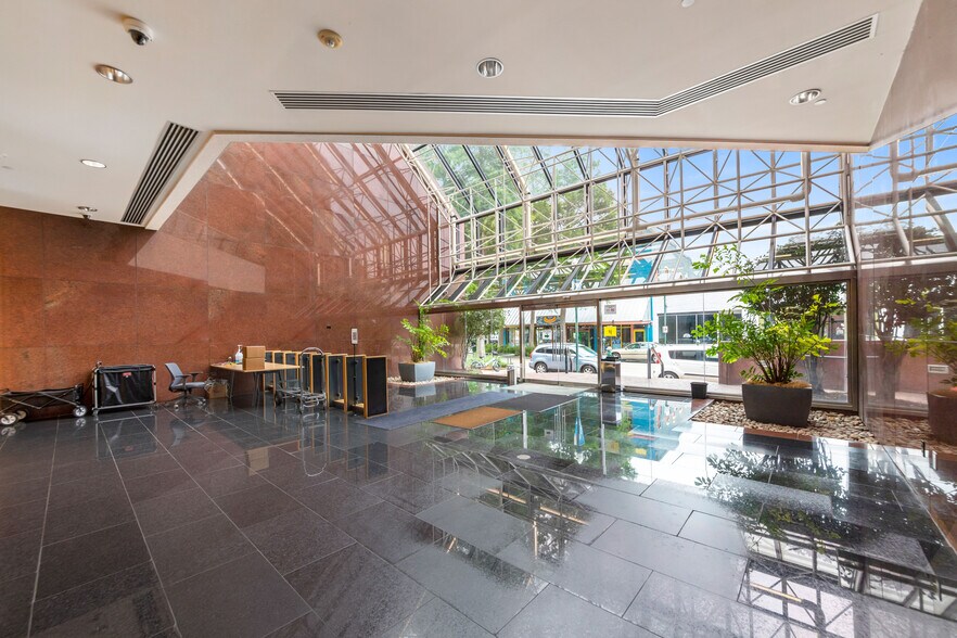 More Photos Of 214 Jefferson St, Lafayette Office For Lease