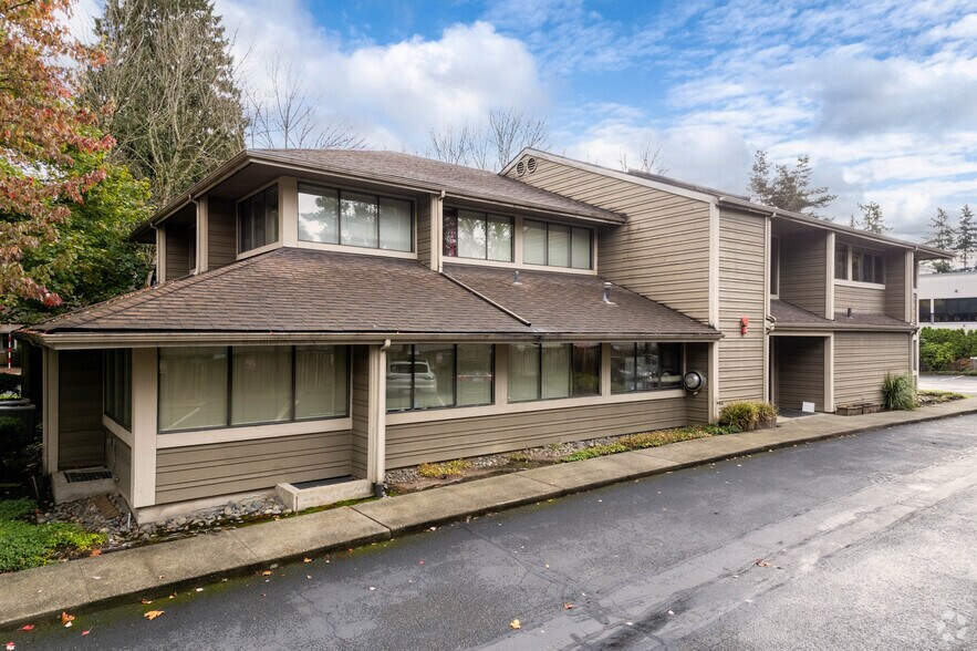Primary Photo Of 16455 NE 85th St, Redmond Medical For Sale