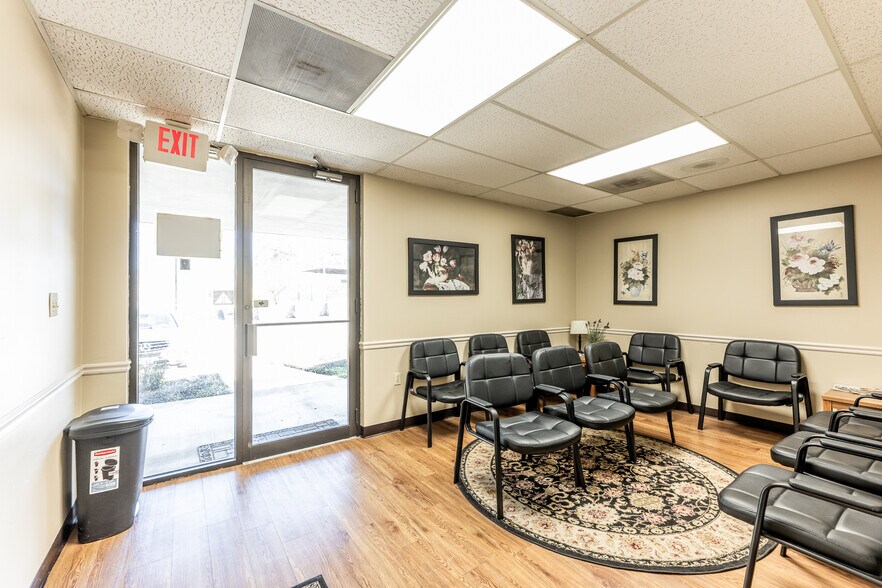 More Photos Of 130 Medical Center Pky, Huntsville Medical For Sale