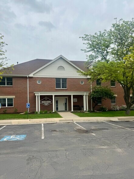 More Photos Of 1121-1125 SW Gage Blvd, Topeka Medical For Sale