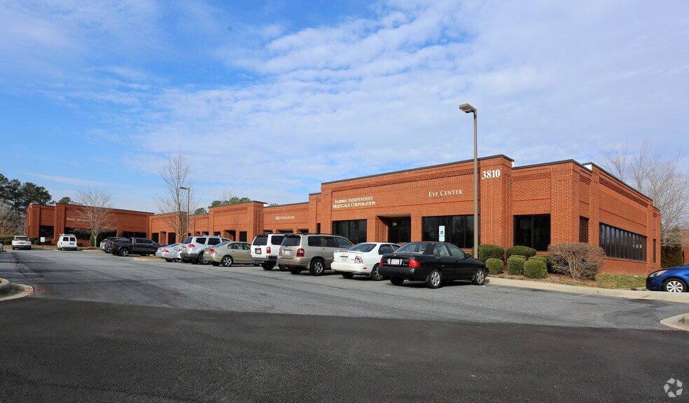 More Photos Of 3810 N Elm St, Greensboro Medical For Lease