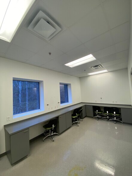 More Photos Of 1100 Old Ellis Rd, Roswell Loft Creative Space For Lease