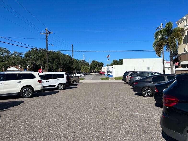 More Photos Of 501 S Lincoln Ave, Clearwater Medical For Lease