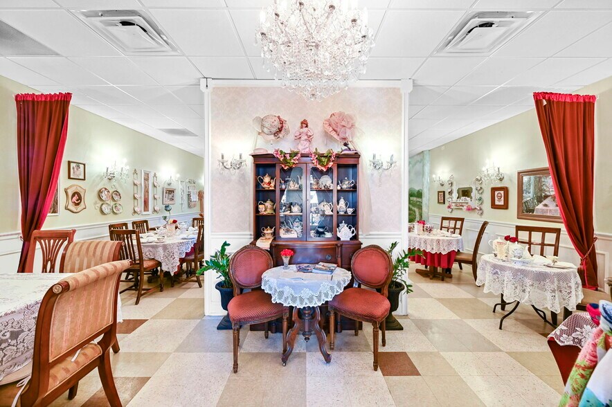 More Photos Of 143-145 W Grand Ave, Escondido Storefront Retail Residential For Sale