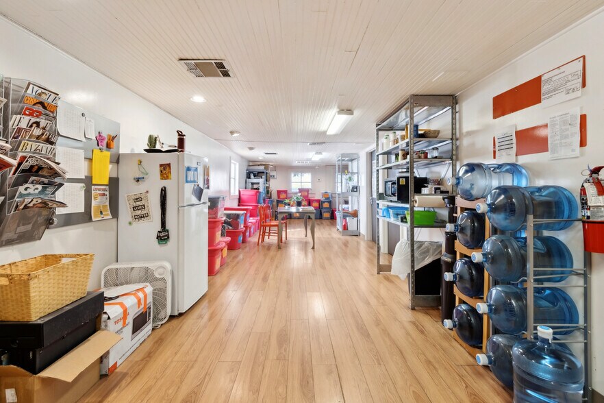 More Photos Of 4119 Magazine St, New Orleans Freestanding For Sale