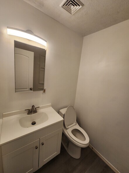 More Photos Of 744 Park Ave, Syracuse Warehouse For Sale
