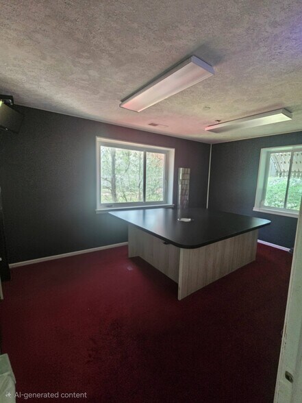 More Photos Of 2723 N Walnut St, Bloomington Office For Sale