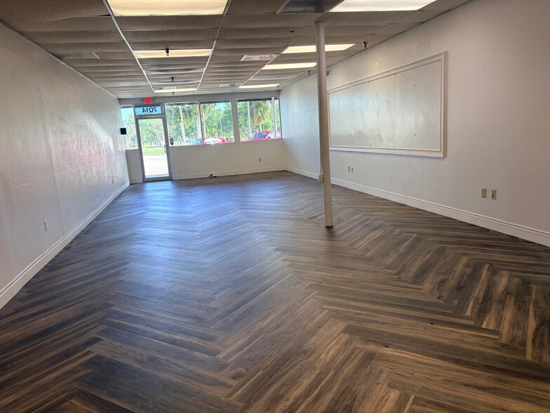 More Photos Of 7004-7016 US Highway 301 N, Ellenton General Retail For Lease