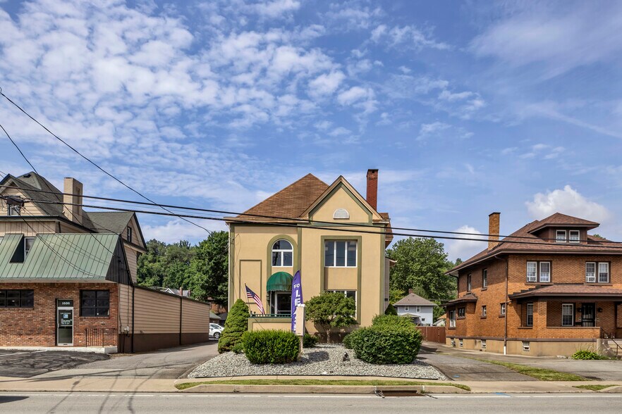 Primary Photo Of 1532 Lincoln Way, White Oak Medical For Lease