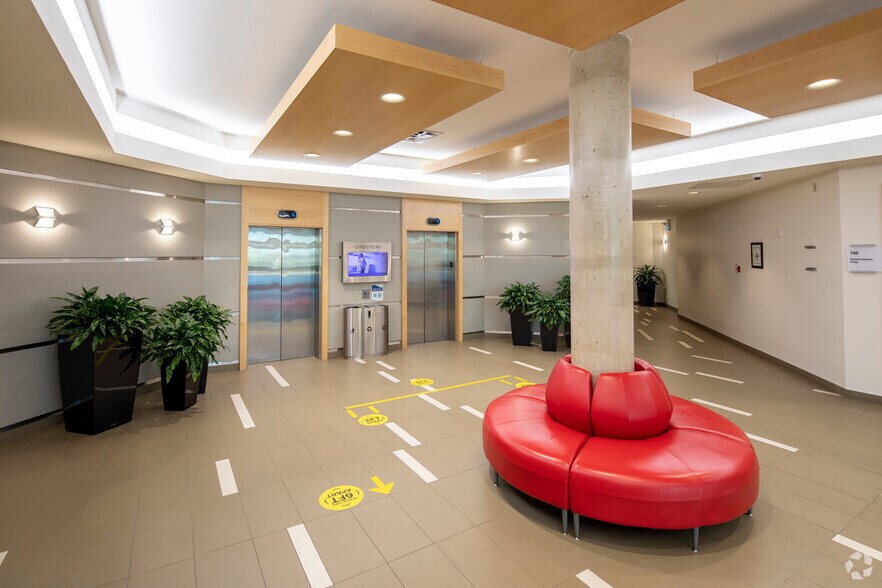 More Photos Of 4145 North Service Rd, Burlington Coworking Space