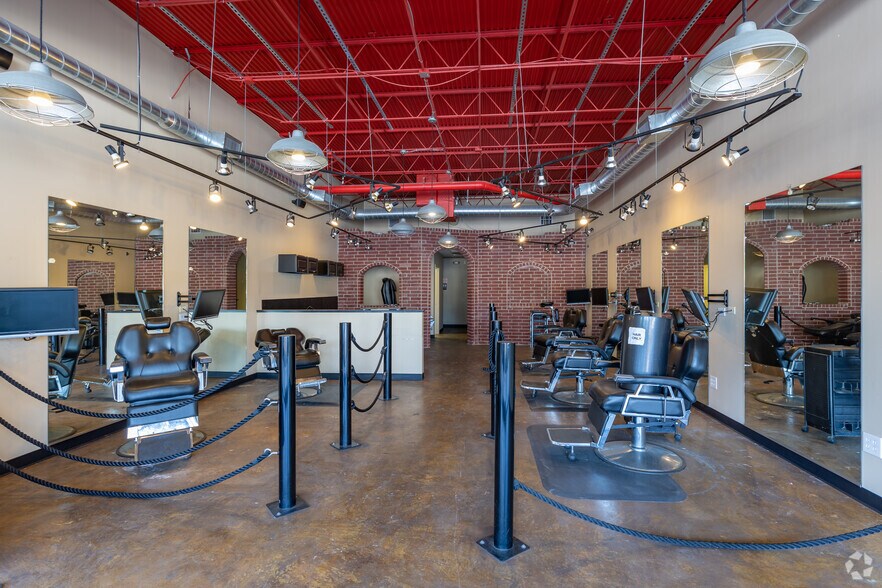More Photos Of 5407-5507 FM 1960 Rd, Houston General Retail For Lease