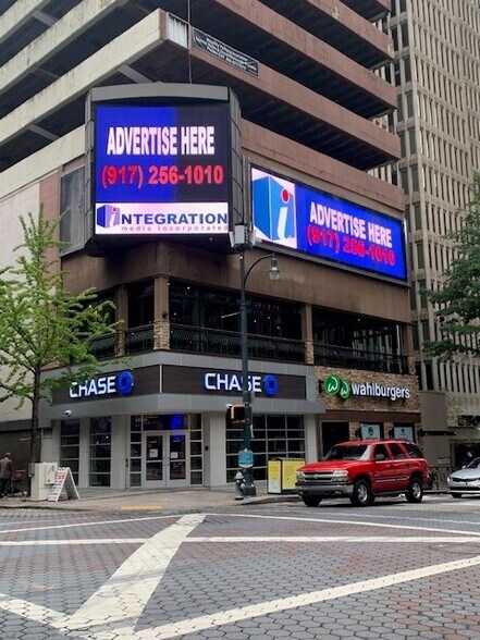 More Photos Of 218 Peachtree St, Atlanta Freestanding For Lease