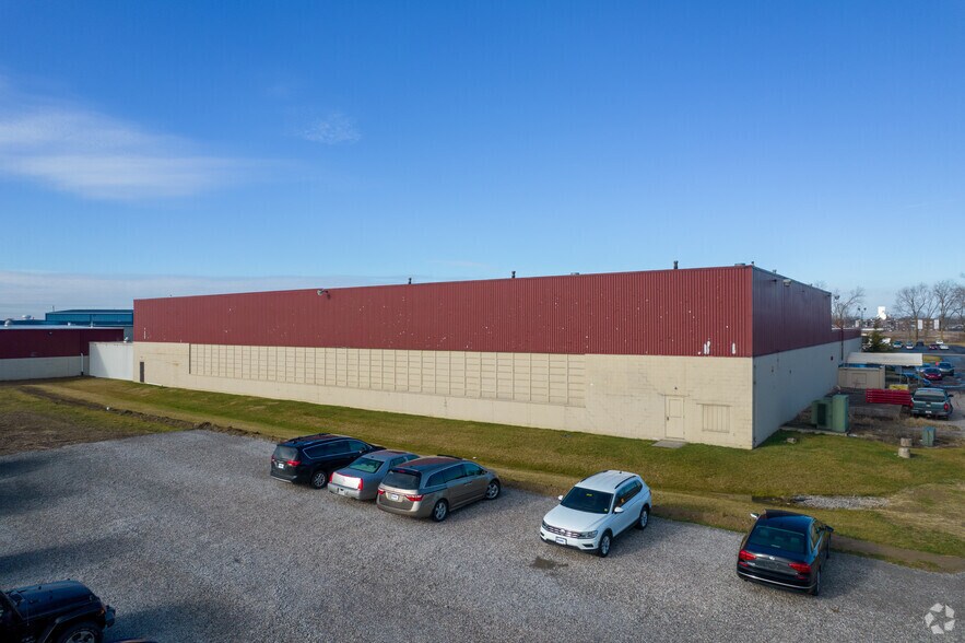 More Photos Of 648 Clymer Rd, Marysville Manufacturing For Lease