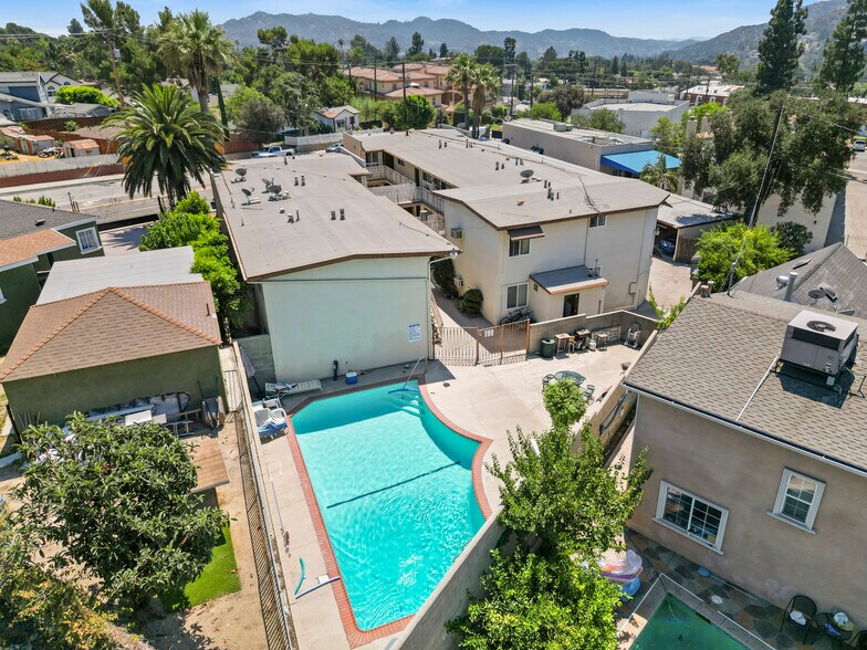 More Photos Of 4133 La Crescenta Ave, La Crescenta Apartments For Sale
