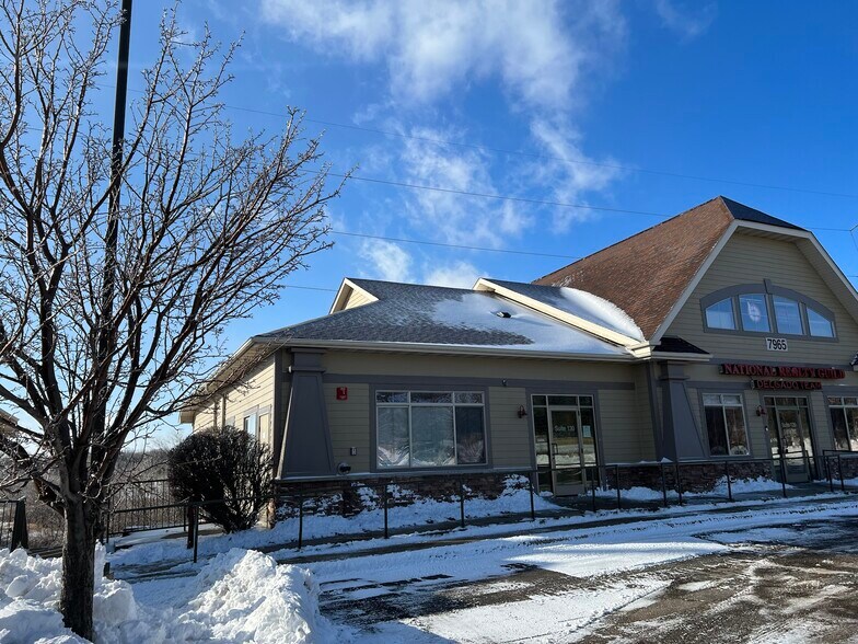 More Photos Of 7965 Stone Creek Dr, Chanhassen Office For Sale