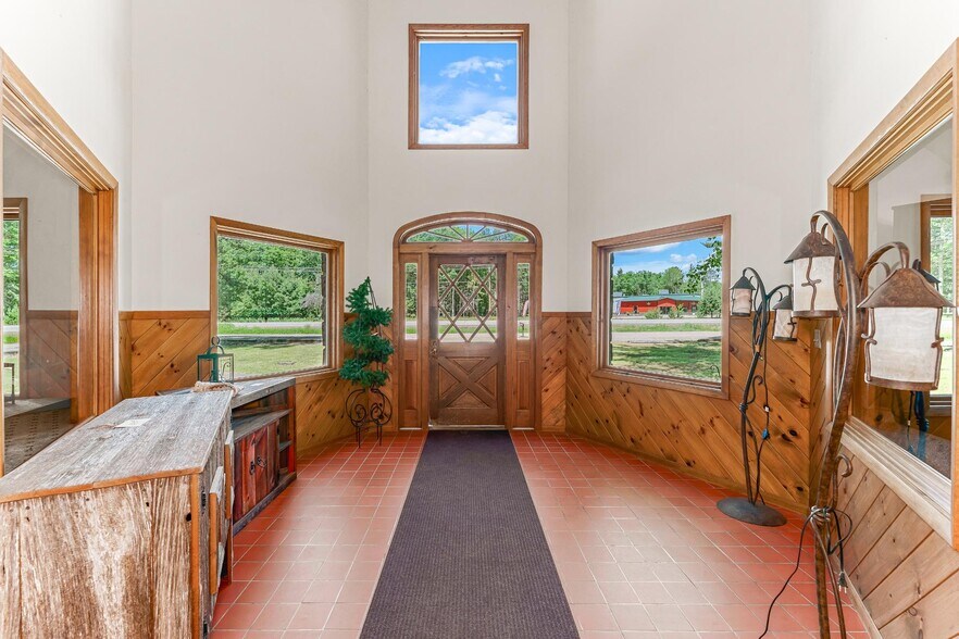 More Photos Of 7502 Highway 51, Minocqua Freestanding For Sale