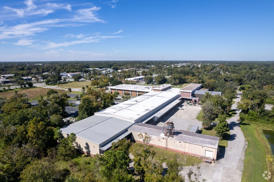 More Photos Of 901 6th St, Daytona Beach Industrial For Sale