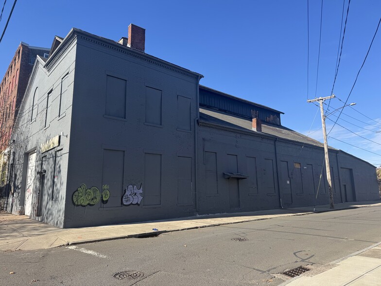 More Photos Of 419 Chapel St, New Haven Warehouse For Sale