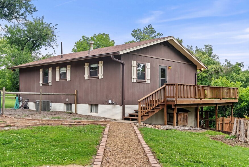 More Photos Of 1810 Little Flock Dr, Rogers Specialty For Sale