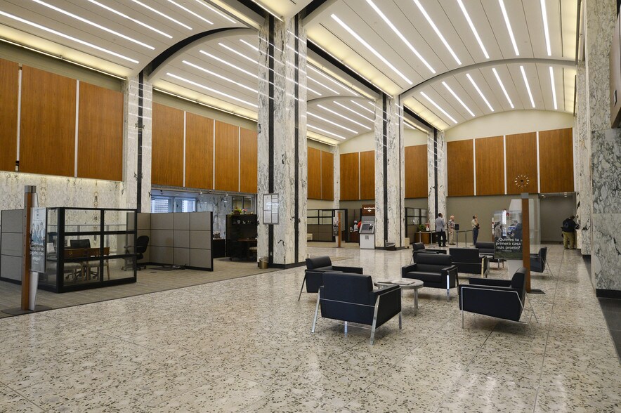 More Photos Of 303 W Wall St, Midland Office For Lease