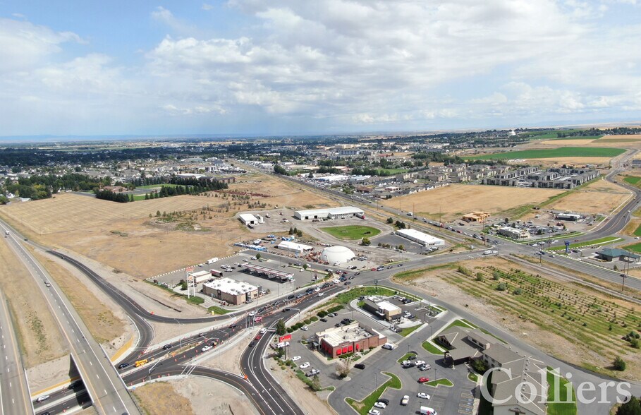More Photos Of Yellowstone Highway, Rexburg Freestanding For Lease
