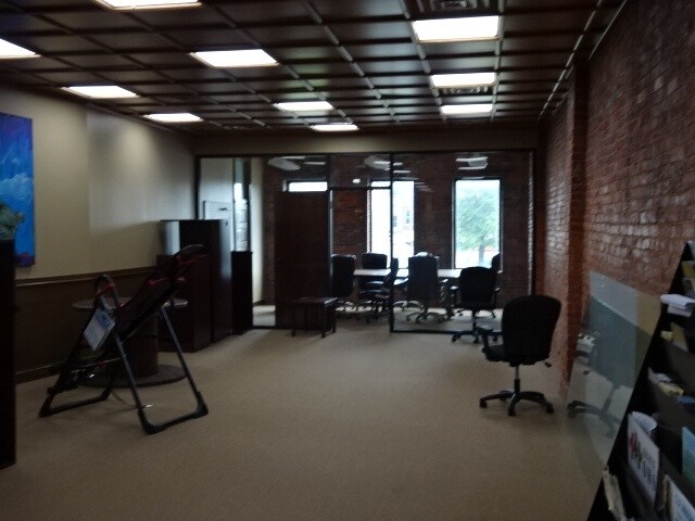 More Photos Of 101 N Hart St, Princeton Office For Lease