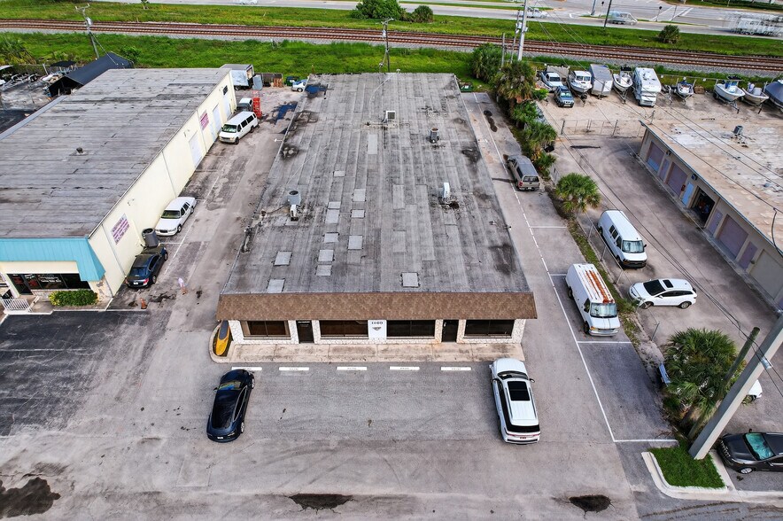 More Photos Of 1460 Cypress Dr, Jupiter Warehouse For Lease