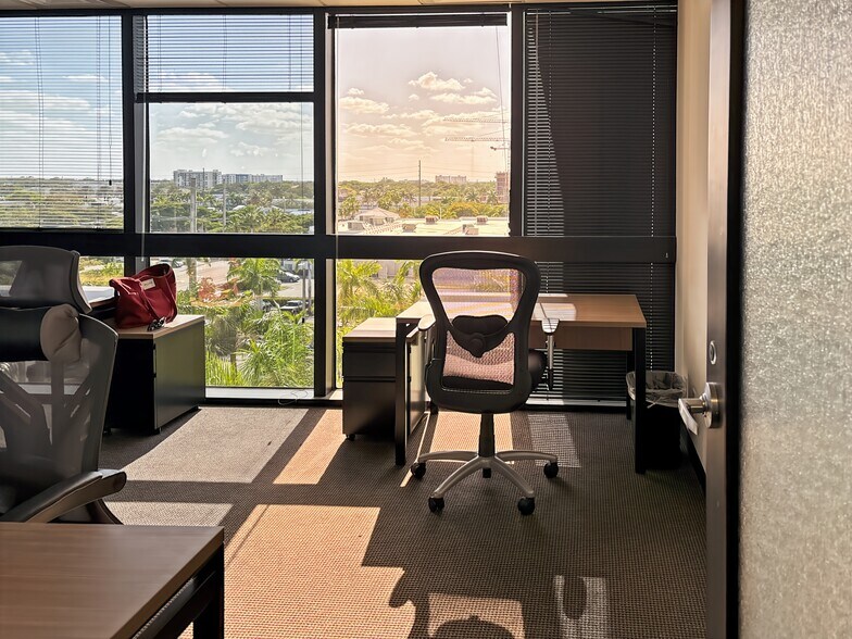 More Photos Of 2875 NE 191st St, Aventura Coworking Space