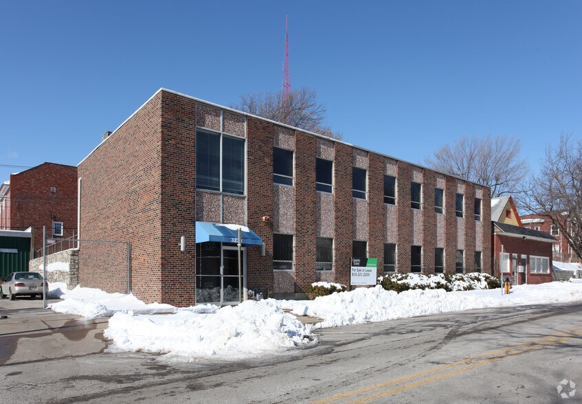 Primary Photo Of 3238 Gillham Rd, Kansas City Office For Lease