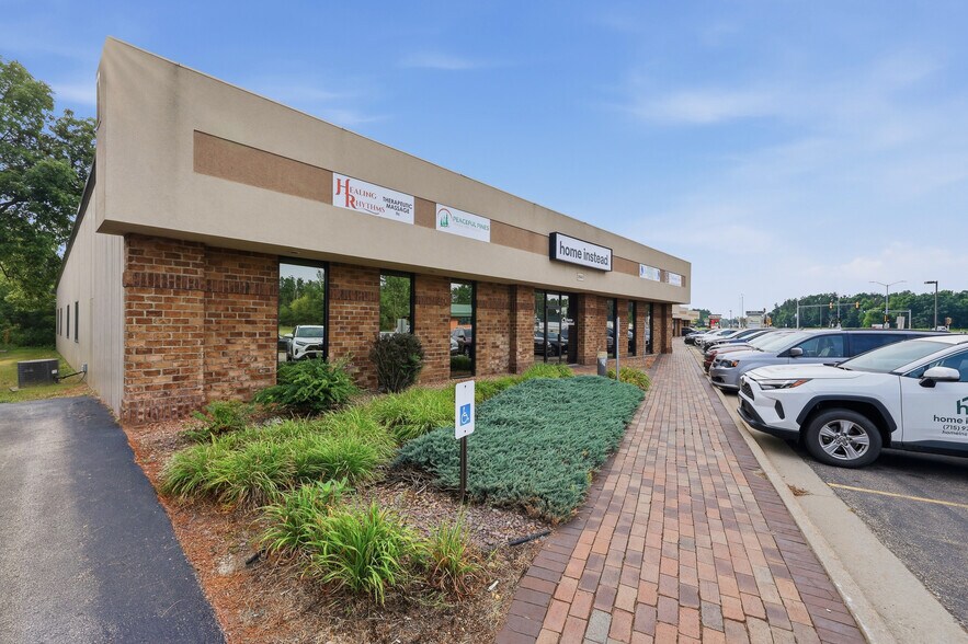 More Photos Of 1840 Post Rd, Plover Storefront Retail Office For Sale