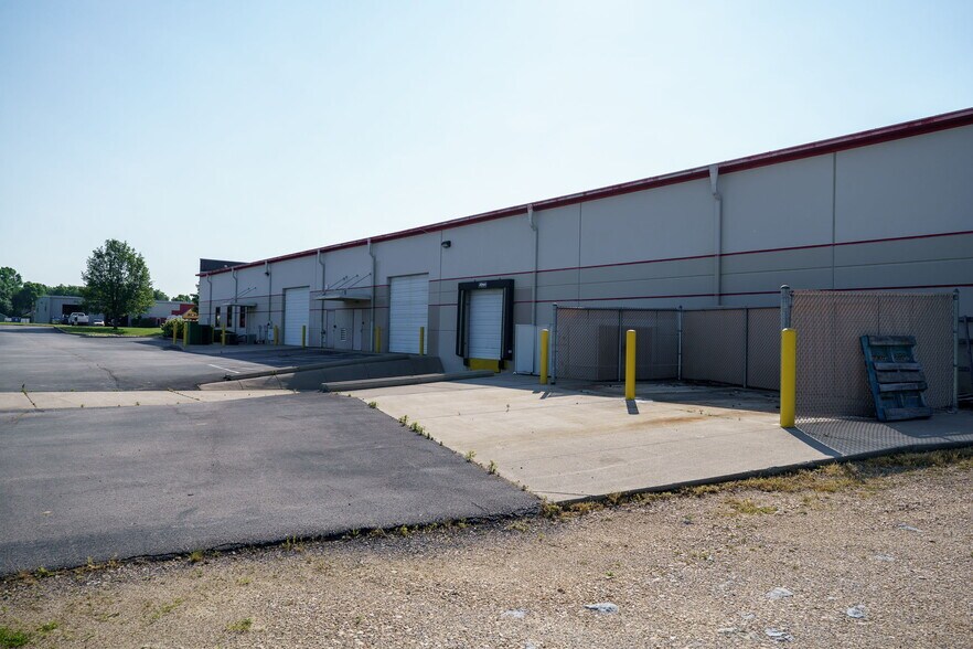 More Photos Of 8261 State Route 235, Dayton Light Manufacturing For Sale