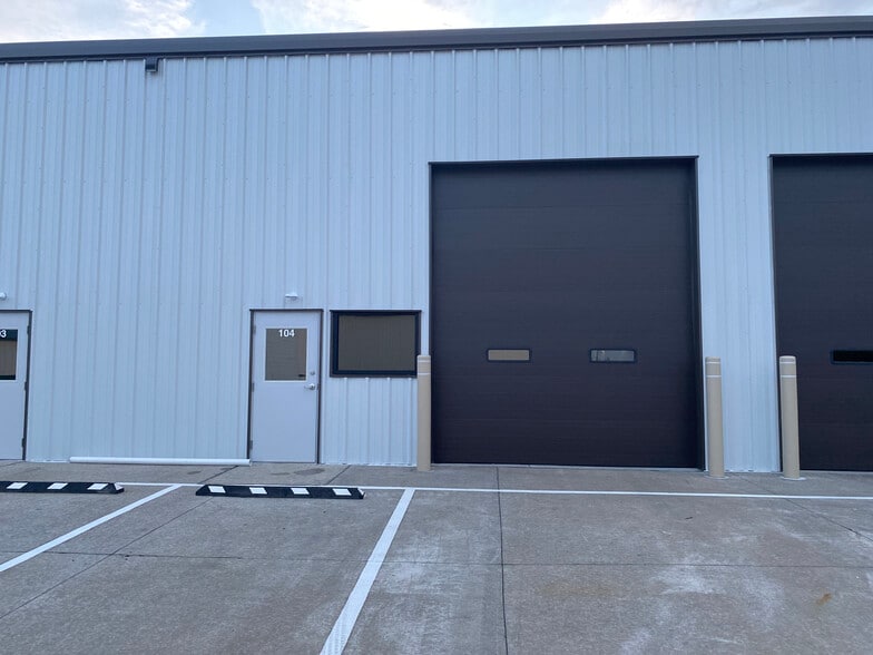 More Photos Of 1472 NE 69th Pl, Ankeny Industrial For Lease