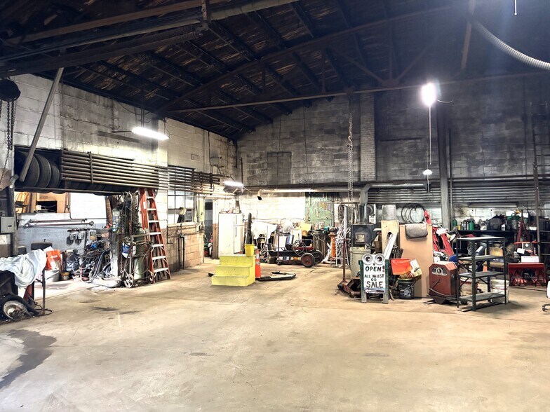 More Photos Of 714 River Ave, Emlenton Warehouse For Sale