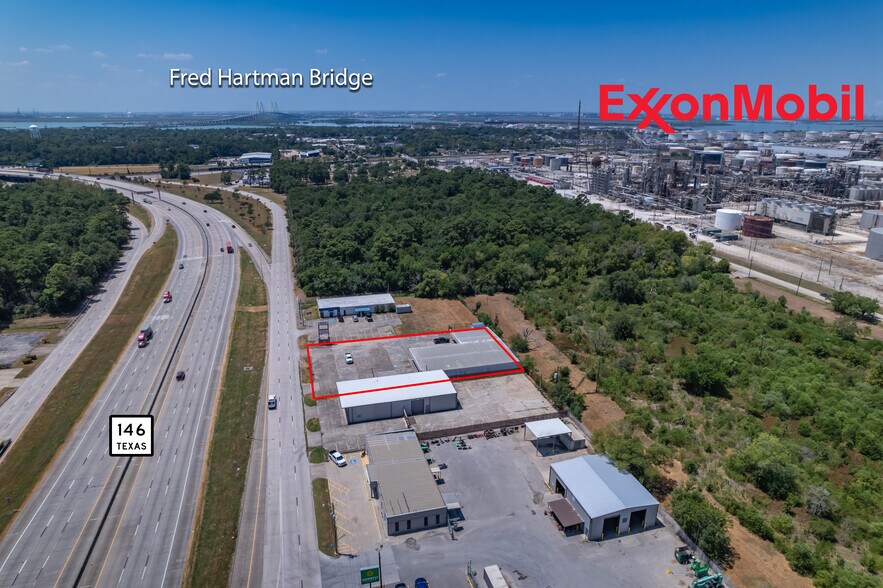More Photos Of 313 S SH 146, Baytown Office For Sale