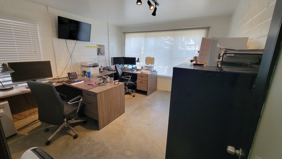 More Photos Of 1580 W 2nd St, Pomona Land For Lease