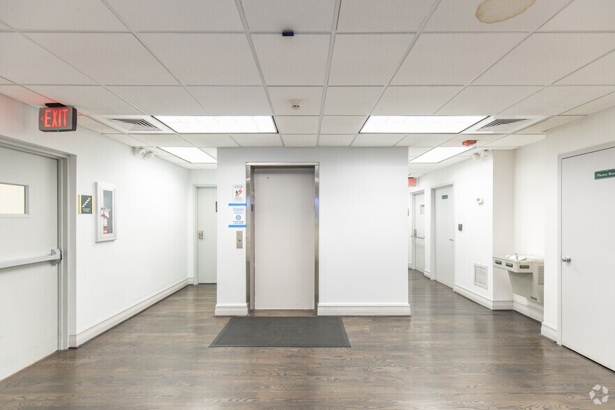 More Photos Of 4675 Ponce de Leon Blvd, Coral Gables Medical For Lease