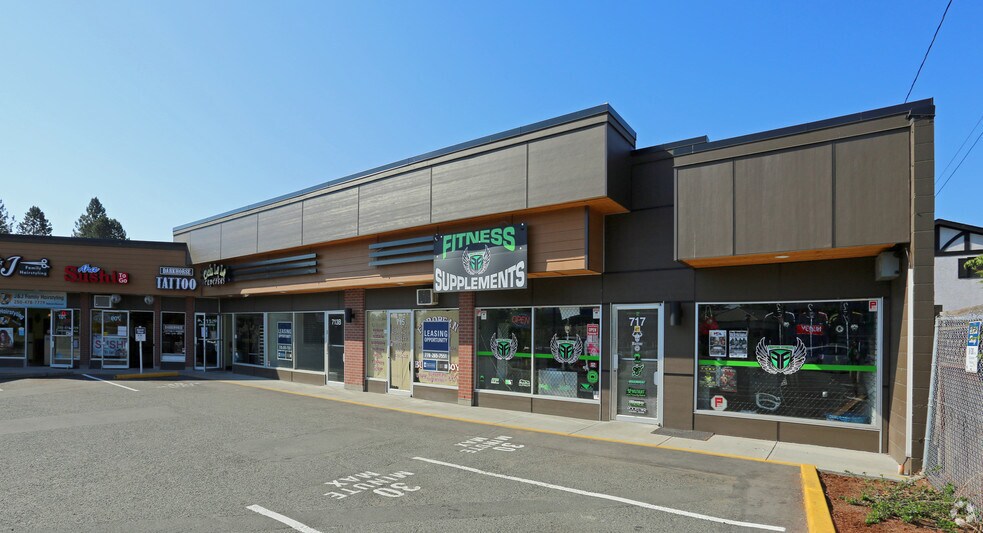 More Photos Of 705 Goldstream Ave, Langford Storefront For Lease