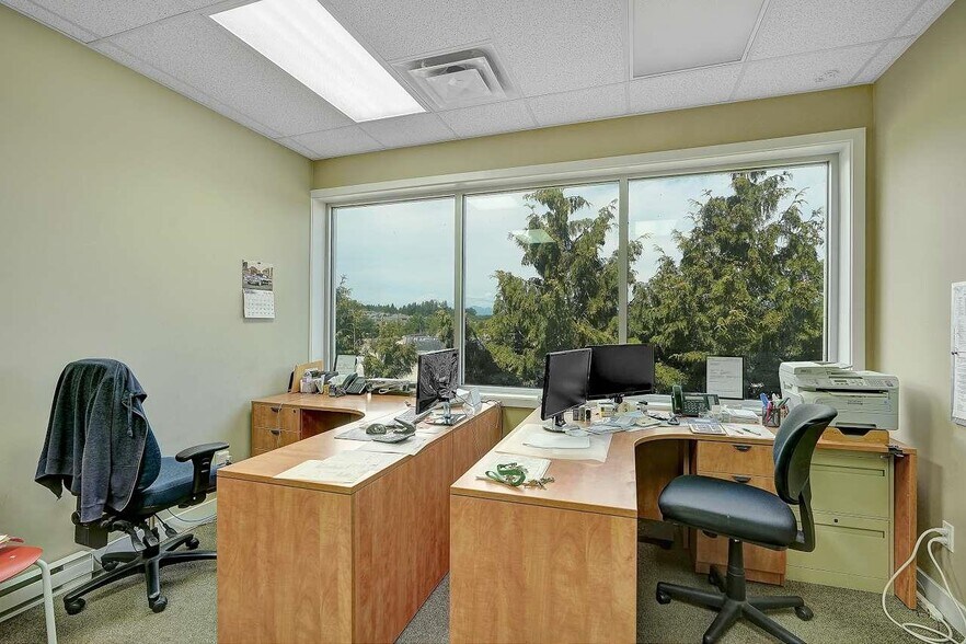 More Photos Of 15299 68 Ave, Surrey General Retail For Sale
