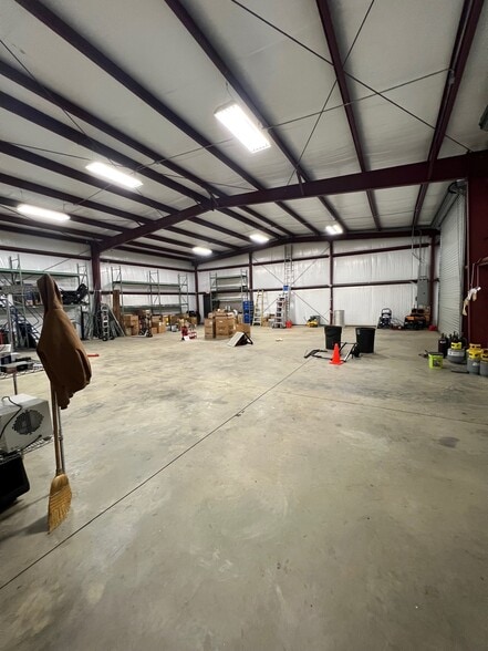 More Photos Of 19 Crane Ave, Greenville Warehouse For Sale
