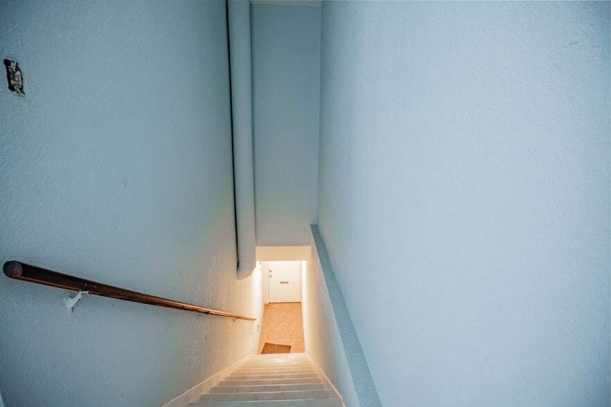 More Photos Of 5338 Vineland Ave, North Hollywood Restaurant For Lease