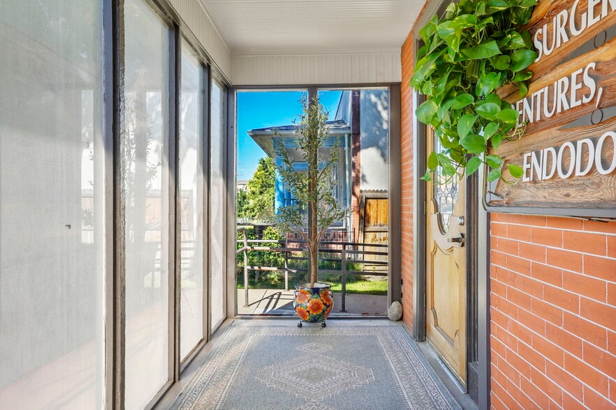 More Photos Of 3025 W 38th Ave, Denver Medical For Sale