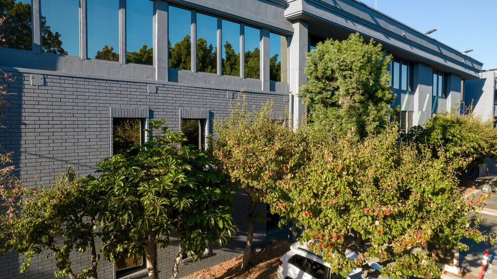 More Photos Of 11340 W Olympic Blvd, Los Angeles Office For Lease