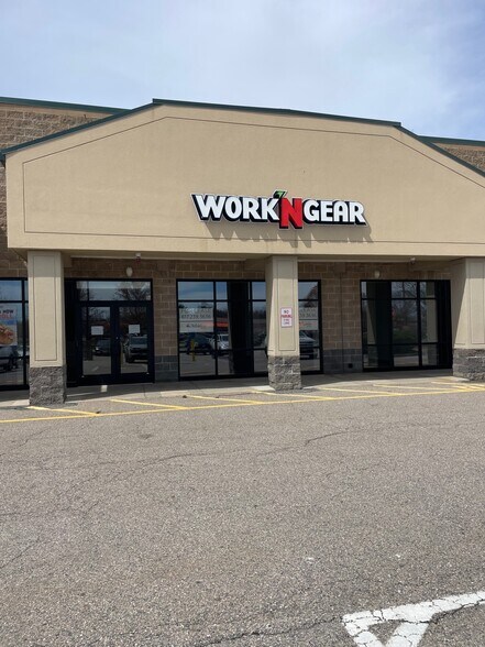 More Photos Of 41-82 Taunton Depot Dr, Taunton Unknown For Lease