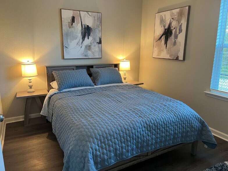 More Photos Of 2288 Del Carmel Way, Tallahassee Apartments For Sale